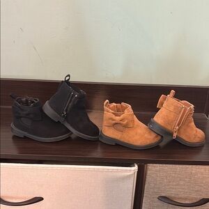 Lot of 2 Gap toddler boots